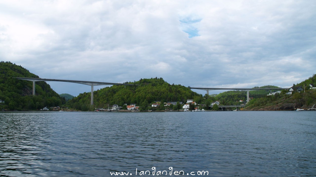 broene i Langangen